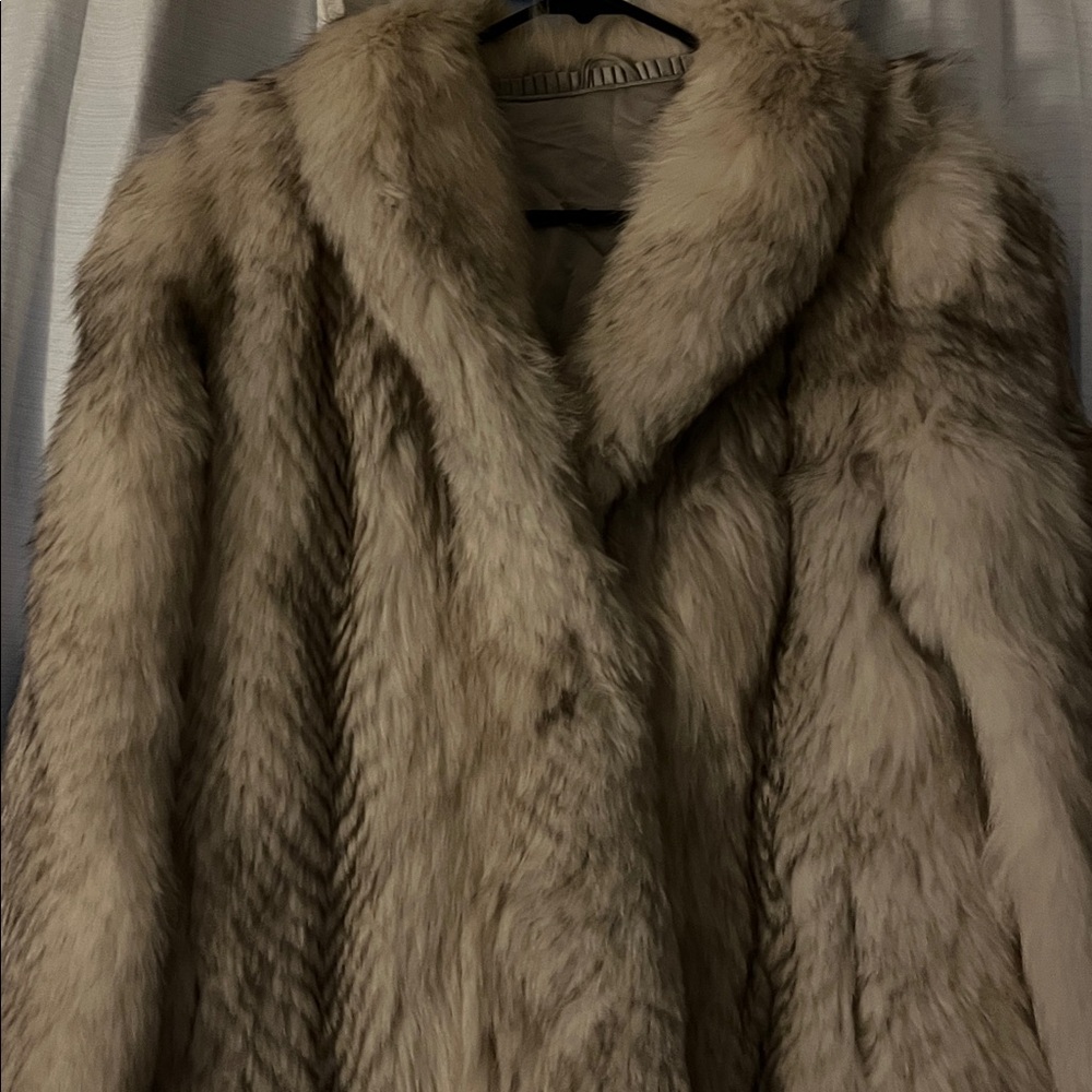 Saga Furs Natural Fox Fur Coat M/10 - Picture 10 of 16